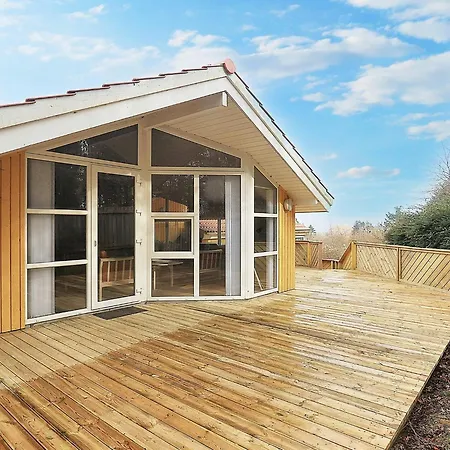 10 Person In Rudkobing *