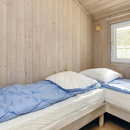 10 Person In Rudkobing *